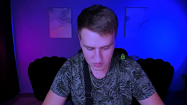 derek_hawk_'s cam snapshot