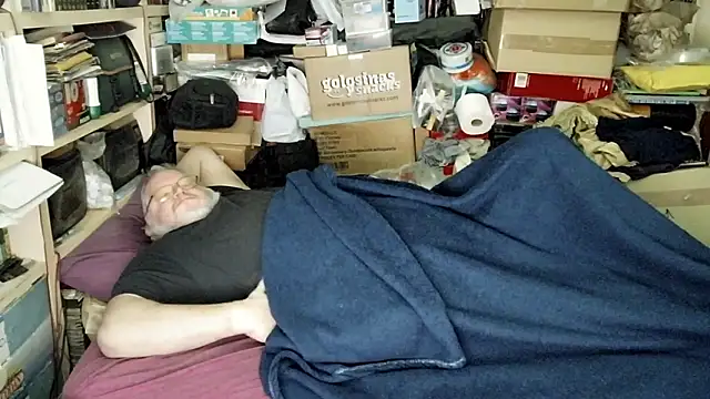 hadeszeuss2's cam snapshot