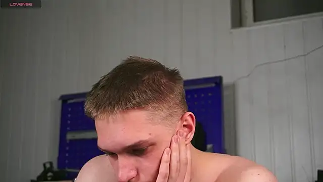 dustyn_fox's cam snapshot