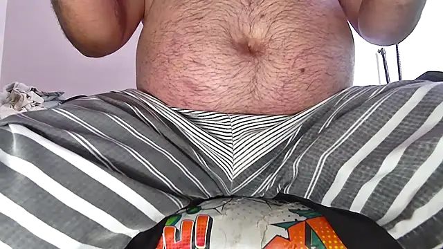 ChubbyLatin_'s cam snapshot