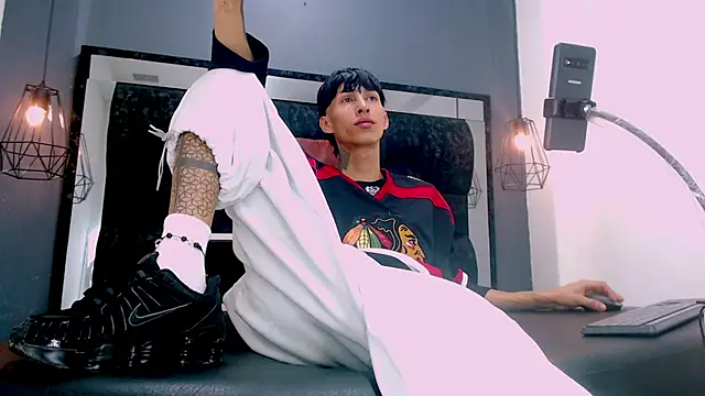 Daniel_delux_'s cam snapshot