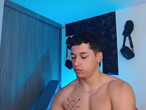 adam_keith's cam snapshot