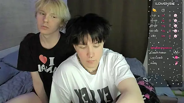 miya_meow_miku's cam snapshot