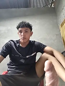 MattBroddy live sex cam