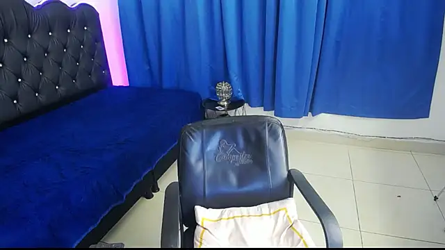 Cordelia_Perlman live sex cam