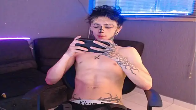 Andy_bapho's cam snapshot