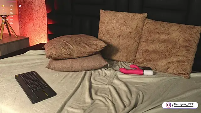 alison222_'s cam snapshot