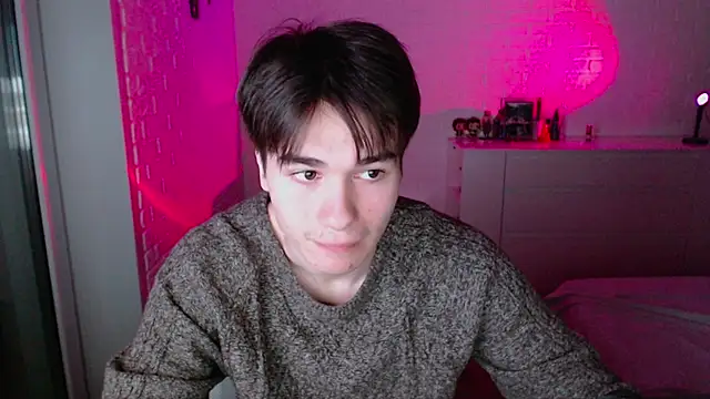 MarkusDean live sex cam