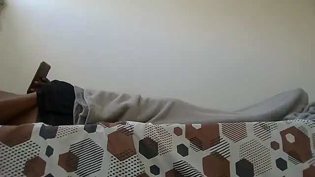 JUNINHOLEKEJR's cam snapshot