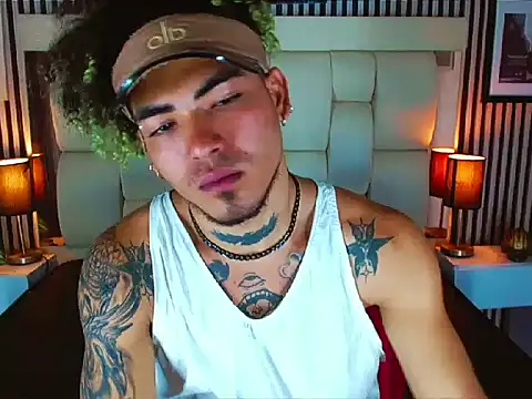 LihanJor_23's cam snapshot