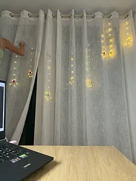 streetdoll live sex cam