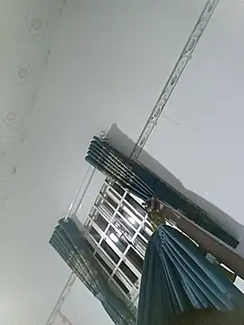 girldam95's cam snapshot