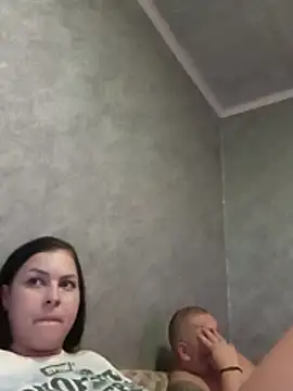 Greta_Tamar's cam snapshot