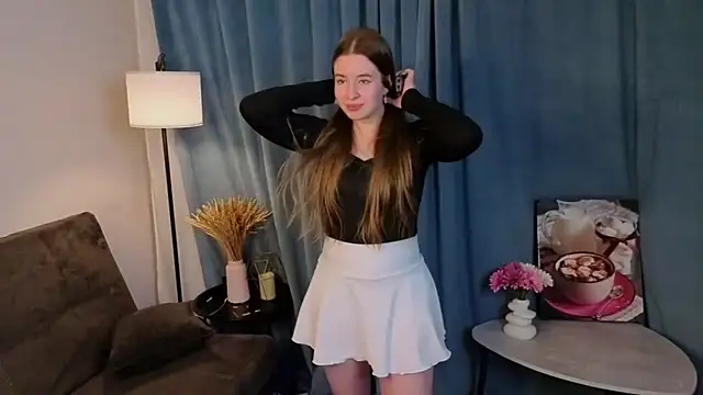 MowasaBritten live sex cam