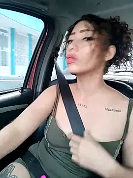 roxyrougee live sex cam