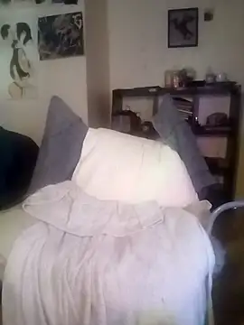 k1oudE's cam snapshot