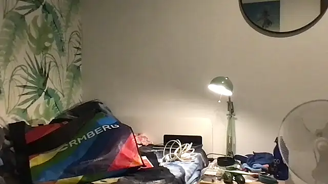 MeluaMauritius's cam snapshot