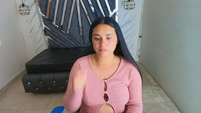 lorem_adams's cam snapshot