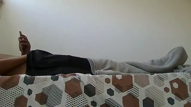 JUNINHOLEKEJR's cam snapshot