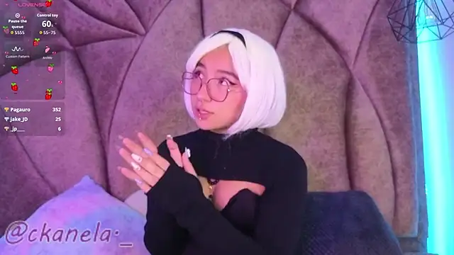 Kanela_miller_'s cam snapshot