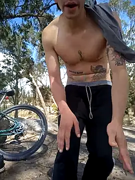 Thomasjons_'s cam snapshot