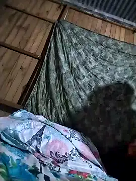 hotmom33's cam snapshot