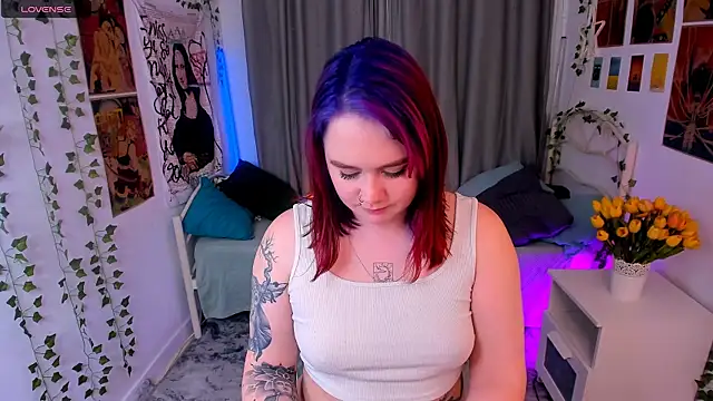 lunaalli's cam snapshot