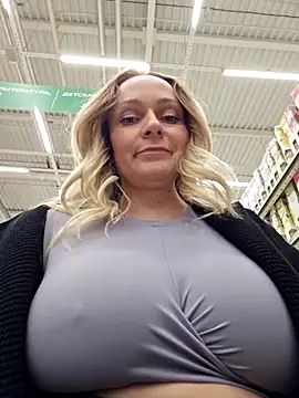 Bondgirl_013 live sex cam