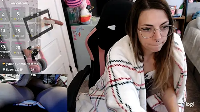 KierBearKisses's cam snapshot