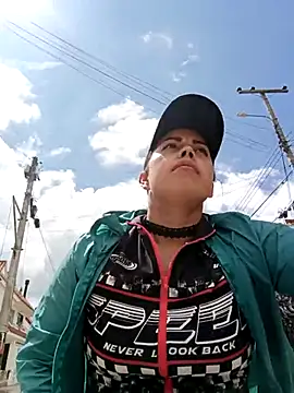 _andrea30's cam snapshot