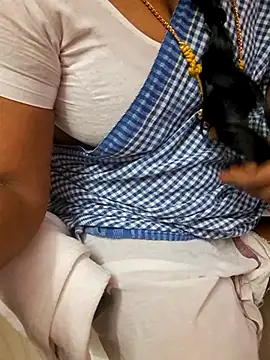 Tamil_Ammani live sex cam