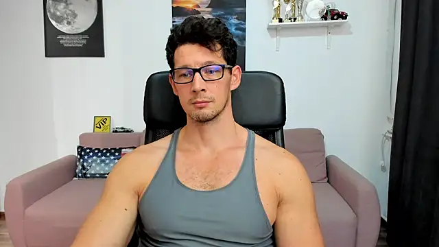 BrutusK08 live sex cam