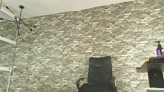 alondrabigtits's cam snapshot