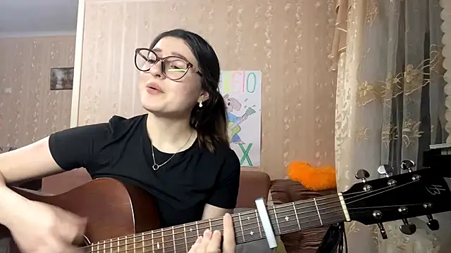 DonnieBooton's cam snapshot