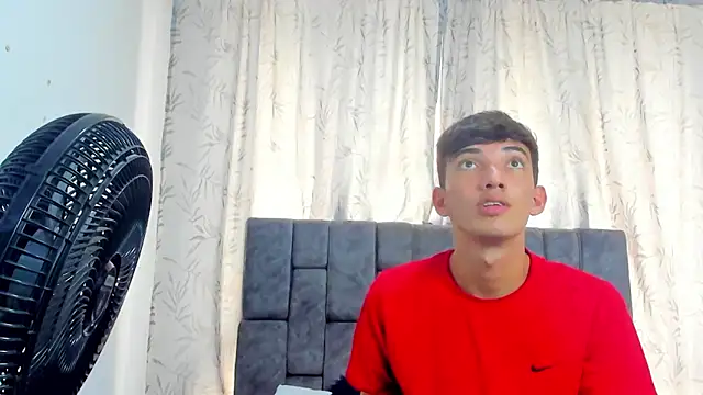 Maikol_Ortiz live sex cam