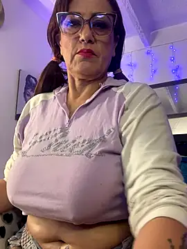 lonely_shewolf's cam snapshot