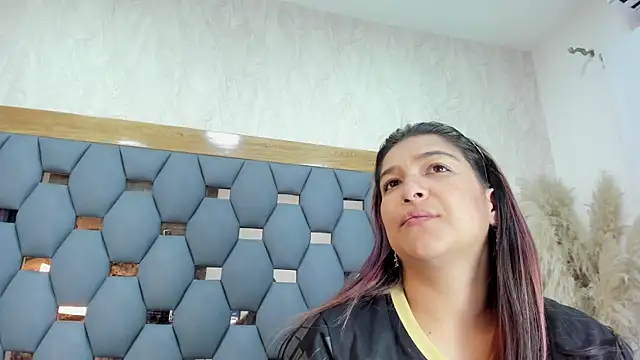 yayi_derek live sex cam