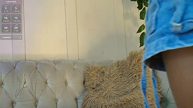 miranda_villa's cam snapshot