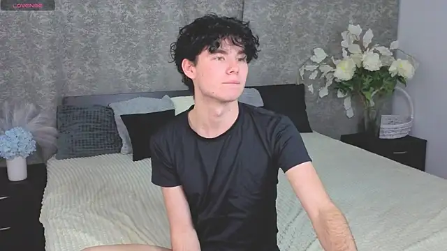 Cute_Mike's cam snapshot