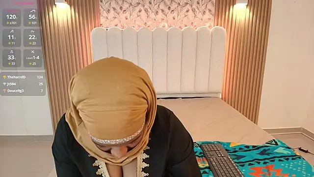 Lina_arabiann's cam snapshot