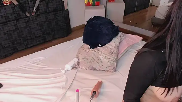 Jonness_Isa_'s cam snapshot