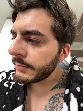 thomas_gun live sex cam