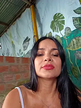 CataleyaRusso's cam snapshot