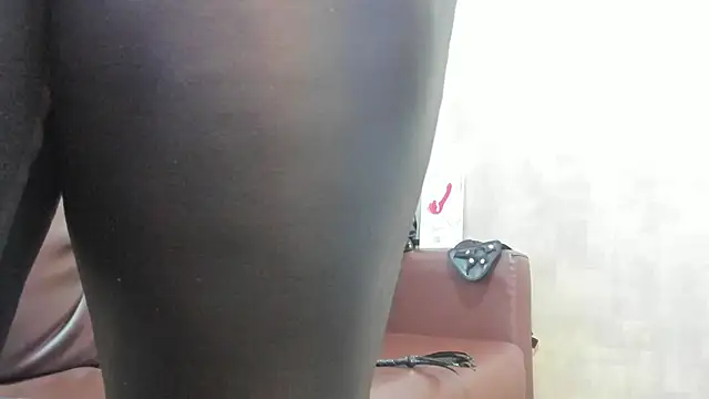 BarbaraLeython1's cam snapshot