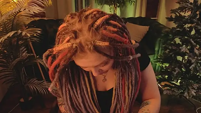 Kiki_shay live sex cam