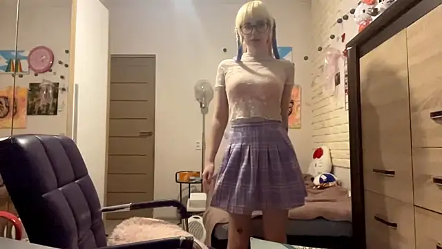 EffacedScan's cam snapshot