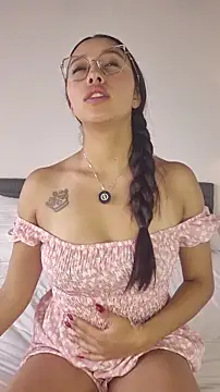 thinysweet's cam snapshot