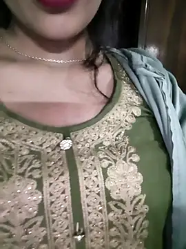 Eshwari_Chopra's cam snapshot