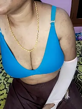 KannadaTamilTeluguBeauty's cam snapshot