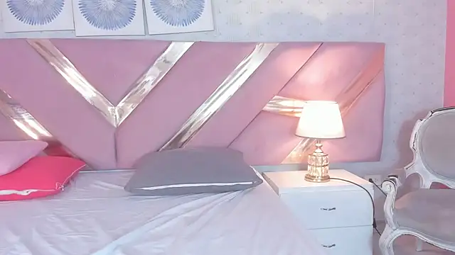 ChloeLaurentt live sex cam